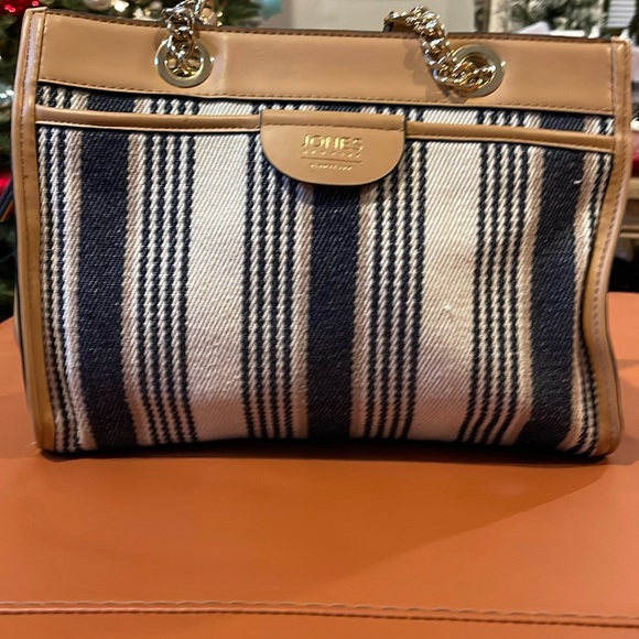 Jones New York Handbags - Jones New York handbag.
